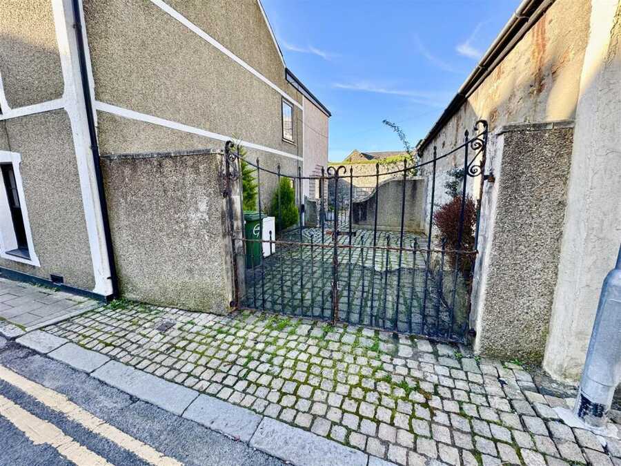 Property photo 6