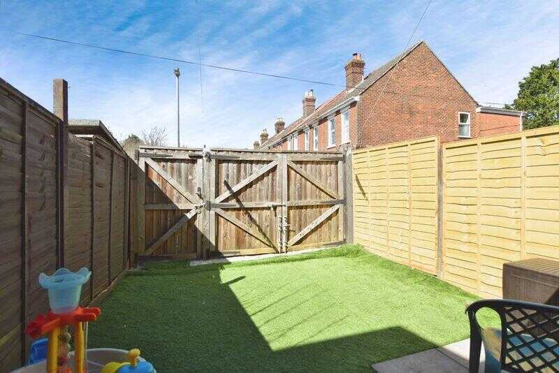 Property photo 6